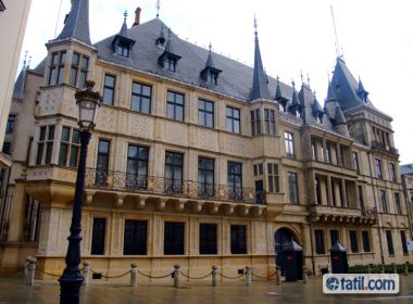 Flash Promosyon Sömestr Benelux Paris Onur Hy Ile