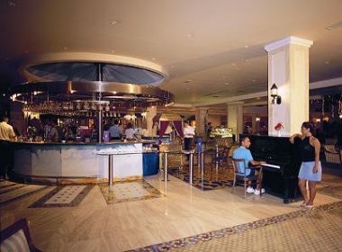 Salamıs Bay Contı Hotel Yılbaşı Uçaklı Paket