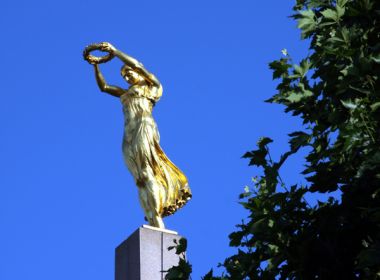 Sömestre Benelux Parıs Pgs Ile 30 Ocak Hareketli